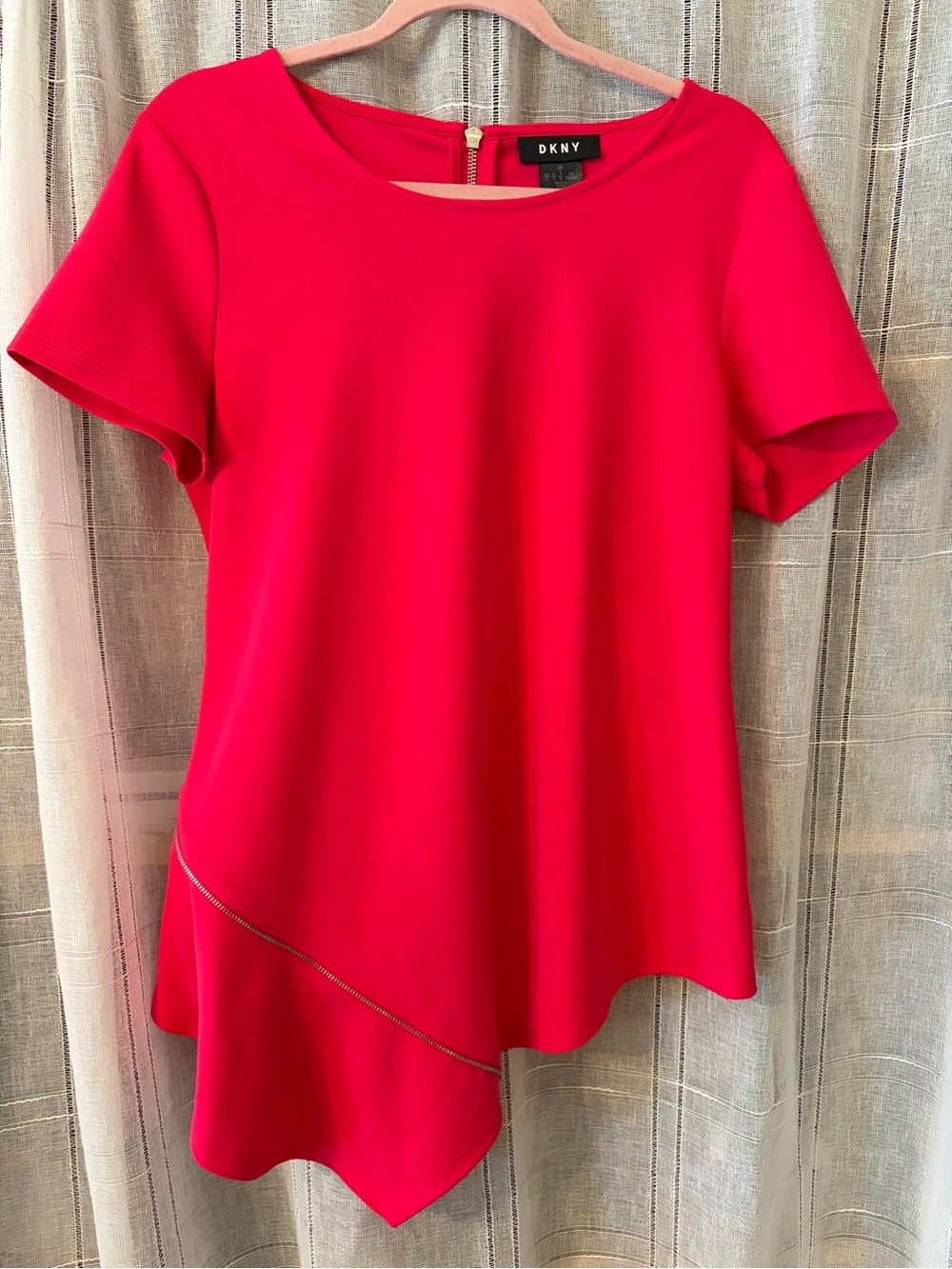 DKNY Bold Pink Asymmetrical Top size Large